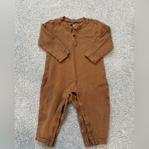 Old Navy Tan Kids One Piece Footie 18-24m cool baby